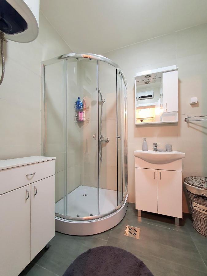 Downtown Apartment سيتينيي المظهر الخارجي الصورة